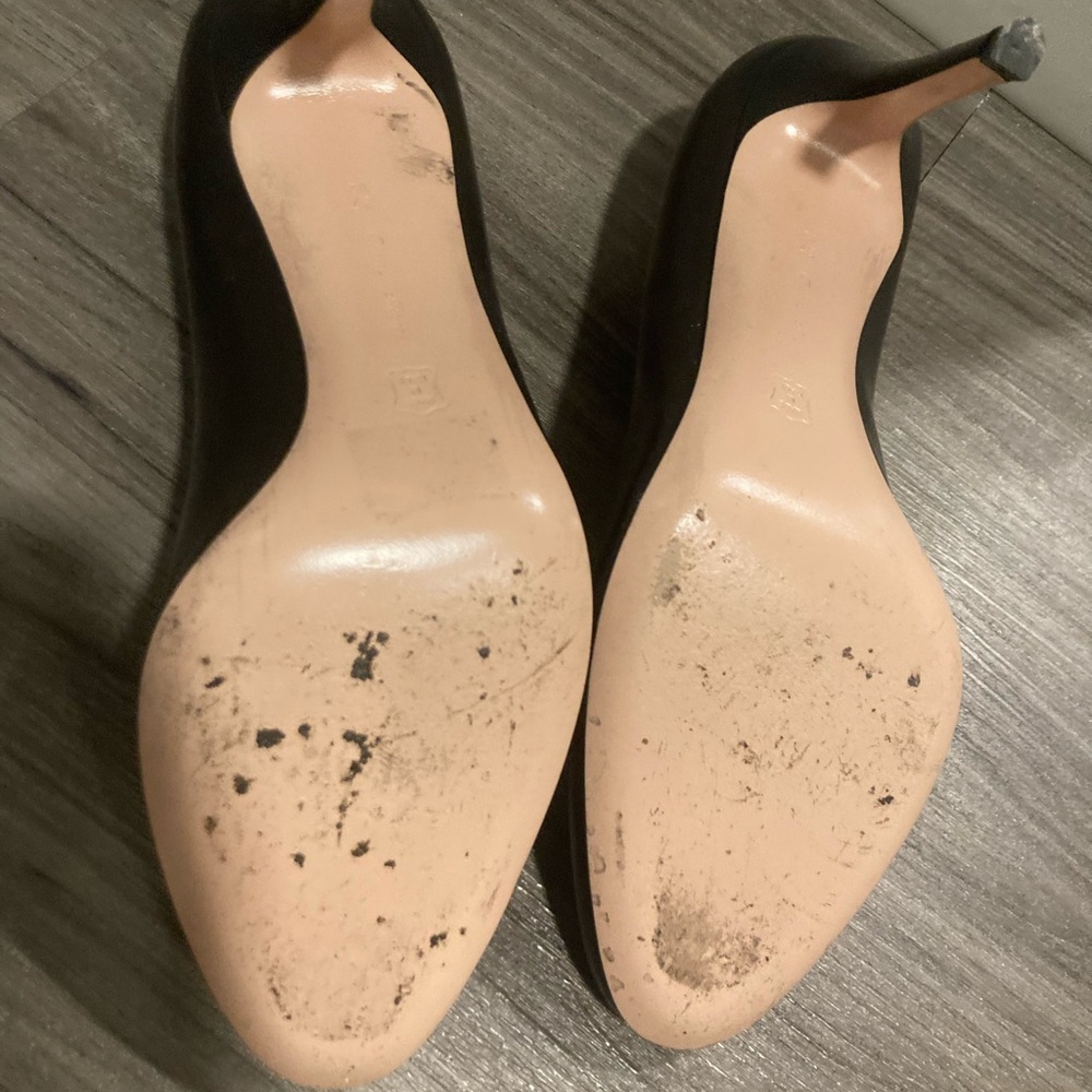 Gianvito Rossi Heels Size 7 - Picture 3 of 6